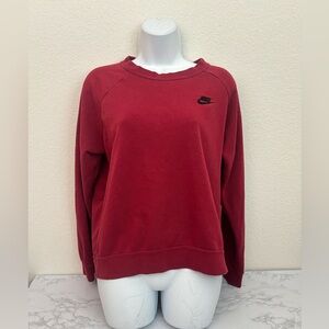 Woman’s Nike Red Crewneck Size Medium Pullover Sweatshirt Sweater Cotton